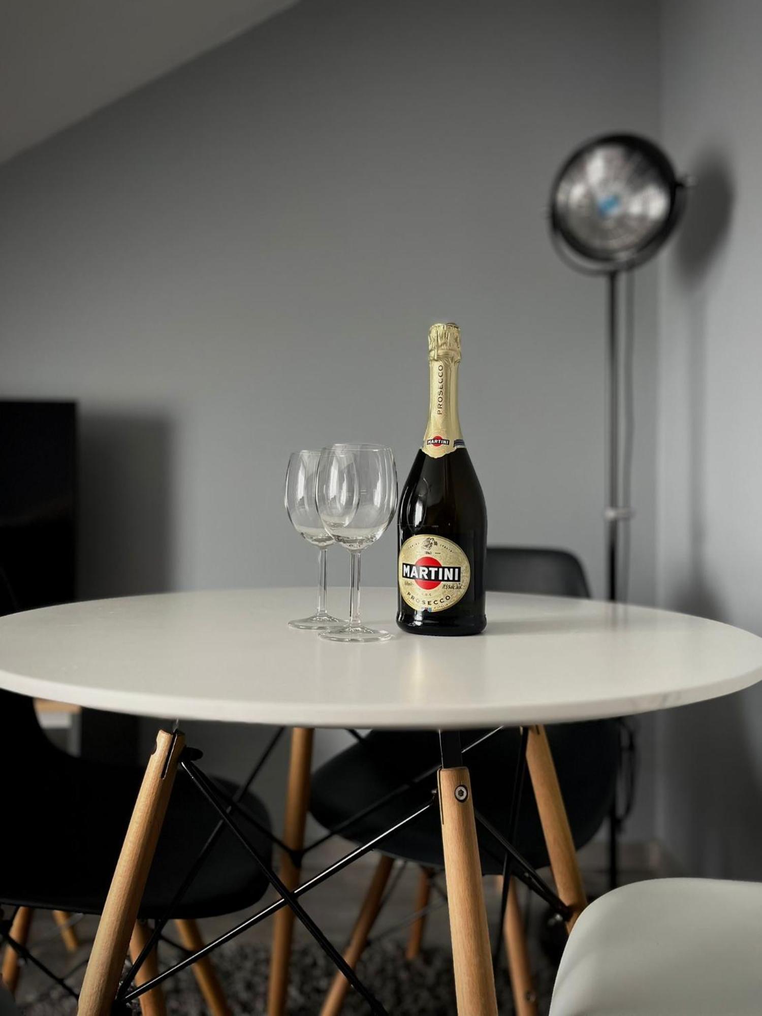 Apartamenty Centrum คอสต์ชึน นัด โอดรอม ภายนอก รูปภาพ